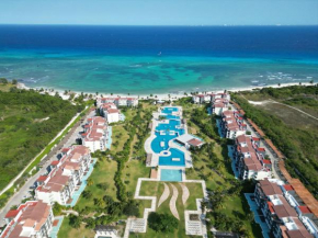 Luxury ocean view penthouse and private beach club